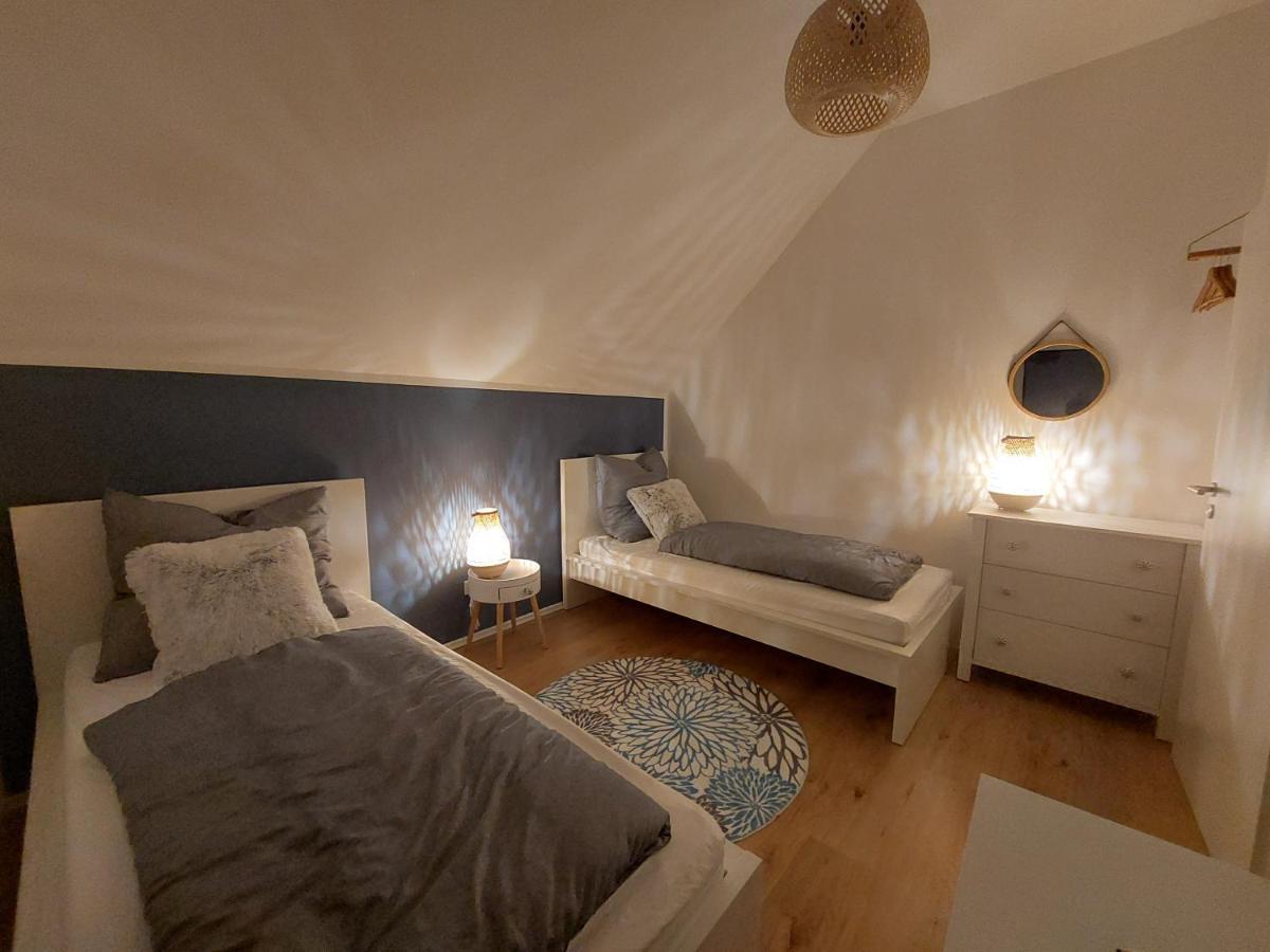 Gemuetliche Familienwohnung In Der Naehe Des Nordparks Und Des Norparkcenters! Bielefeld Luaran gambar