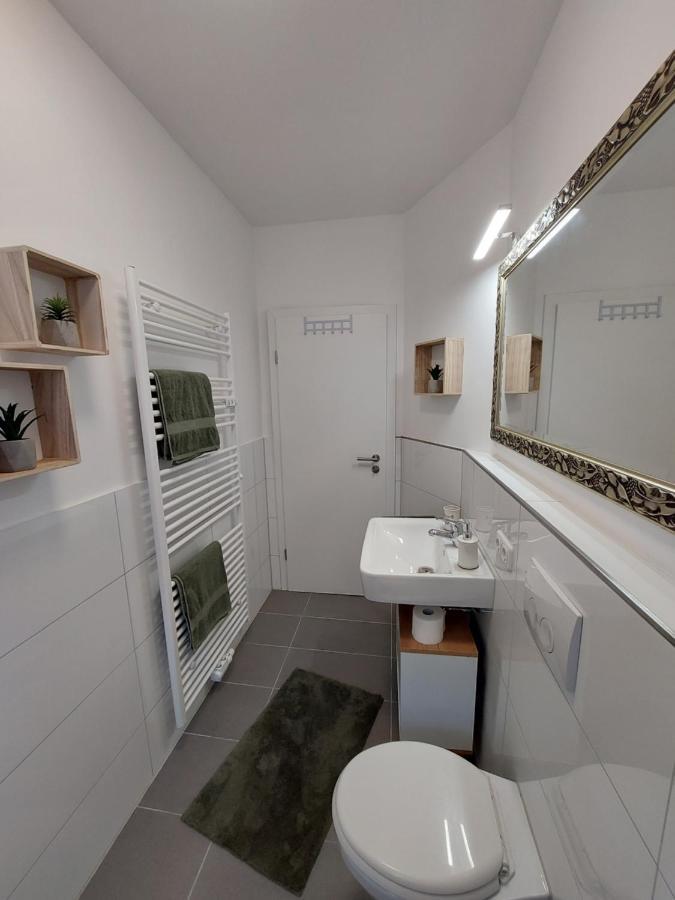 Gemuetliche Familienwohnung In Der Naehe Des Nordparks Und Des Norparkcenters! Bielefeld Luaran gambar